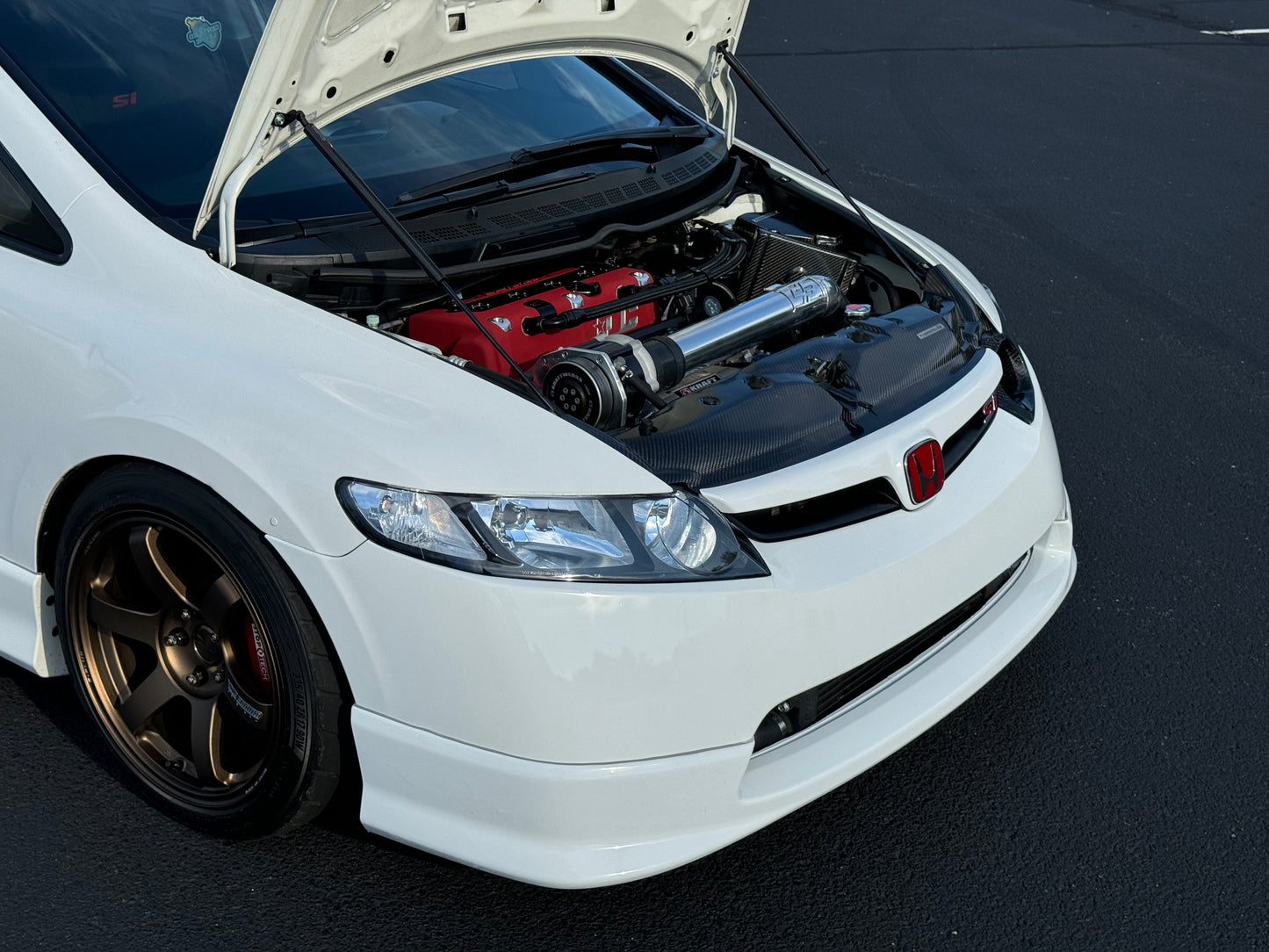 'ThatKidRBM' 8th Gen Civic Carbon Fiber Hood Struts